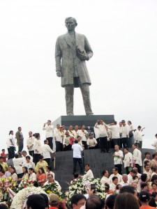 This is the world's tallest Jose Rizal monument which was unveiled during the Palarong Pambansa 2014 hosted by Laguna.
